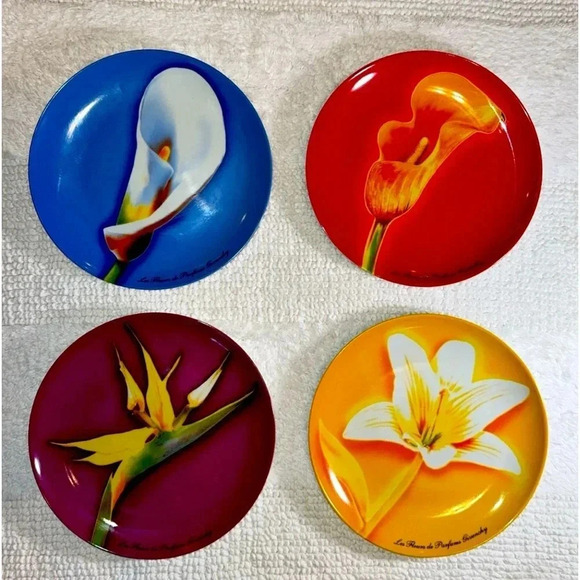 GIVENCHY Les Fleurs 8” Designer Luxury Floral Dinnerware Dessert Plates SET OF 4 - Picture 2 of 12